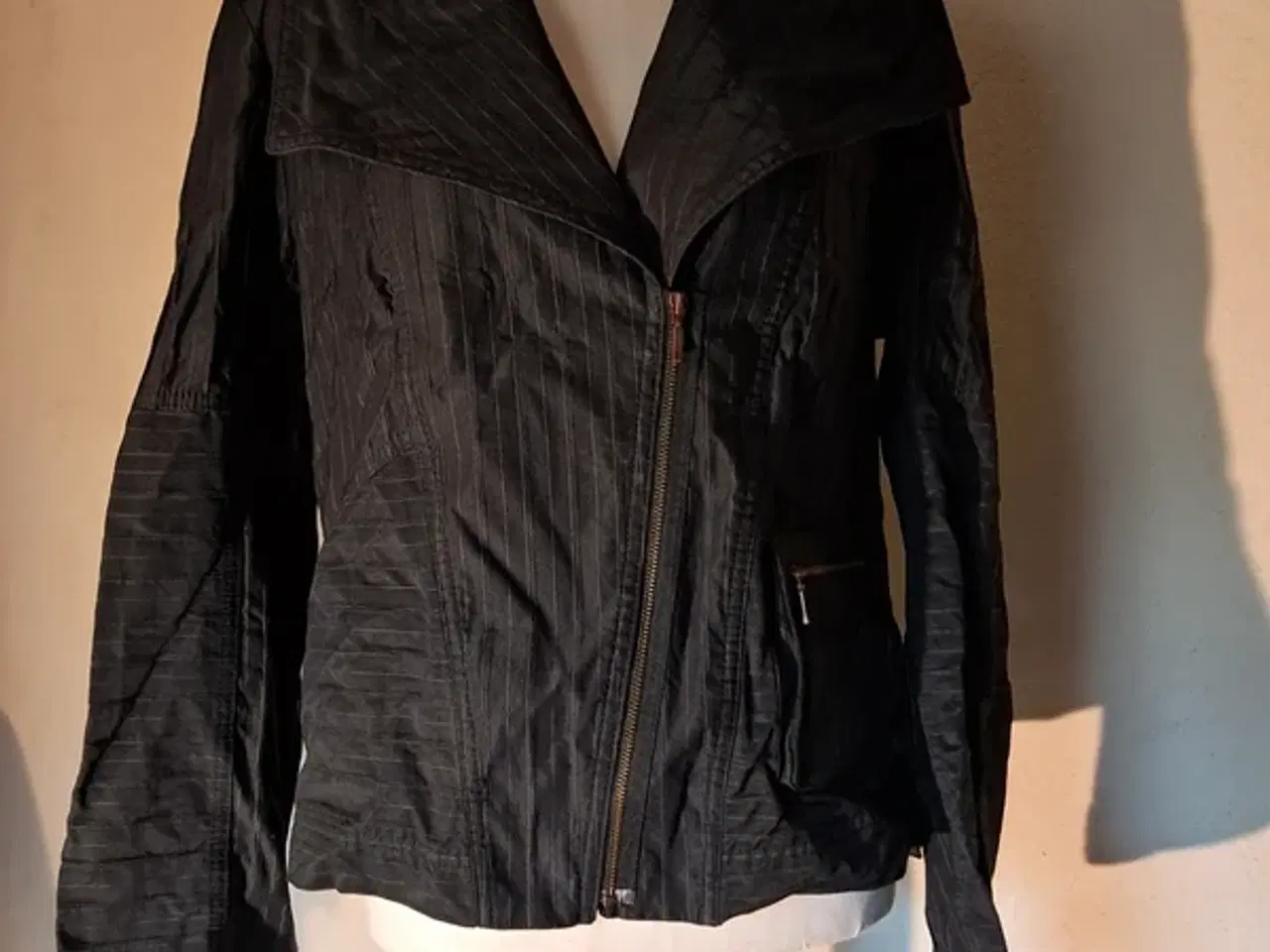 Billede 1 - Kello str. 42 sommerjakke