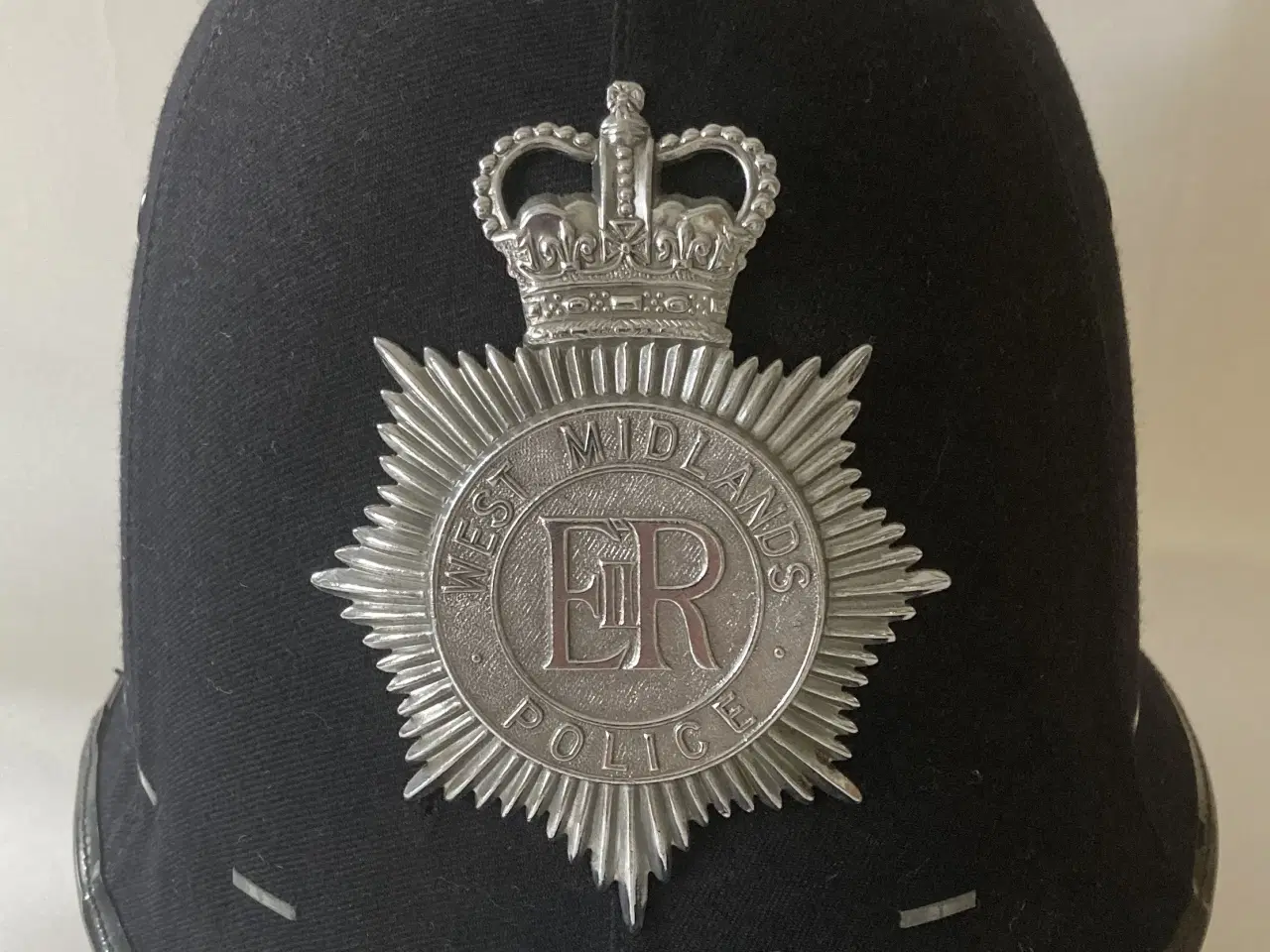 Billede 1 - Politi Bobby hjelme "WEST MIDLANDS POLICE"