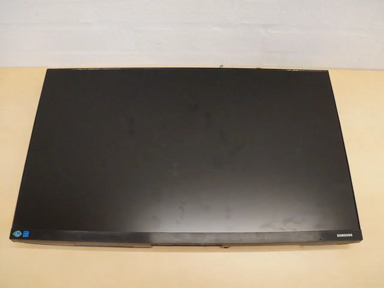 Billede 1 - Skærm SAMSUNG F24T372FWR