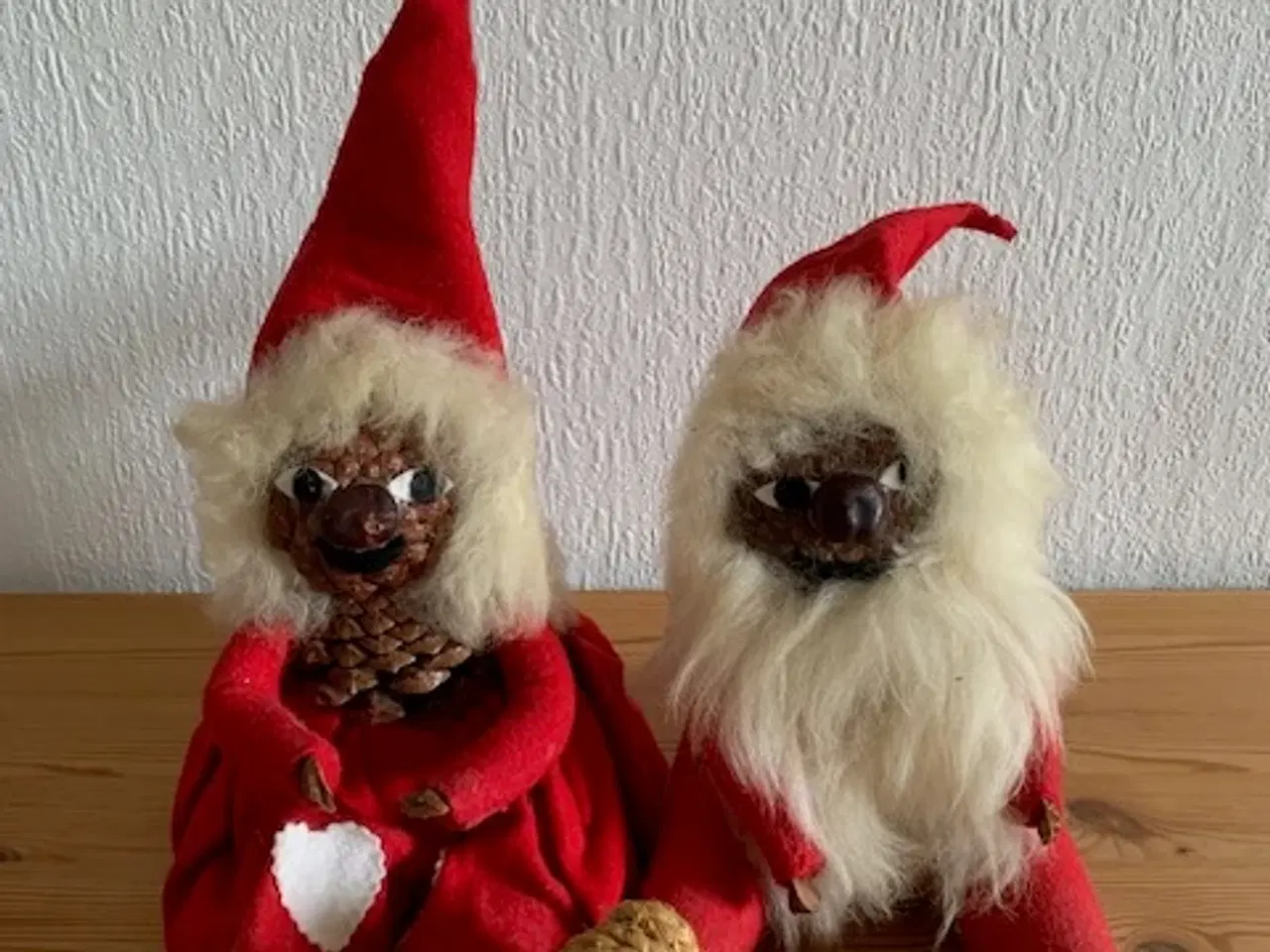 Billede 2 - Nisse / koglenisse - julemand - juledame - retro