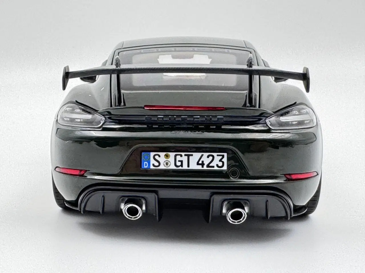 Billede 12 - 2023 Porsche Cayman GT4 RS Weissach Pack 1:18