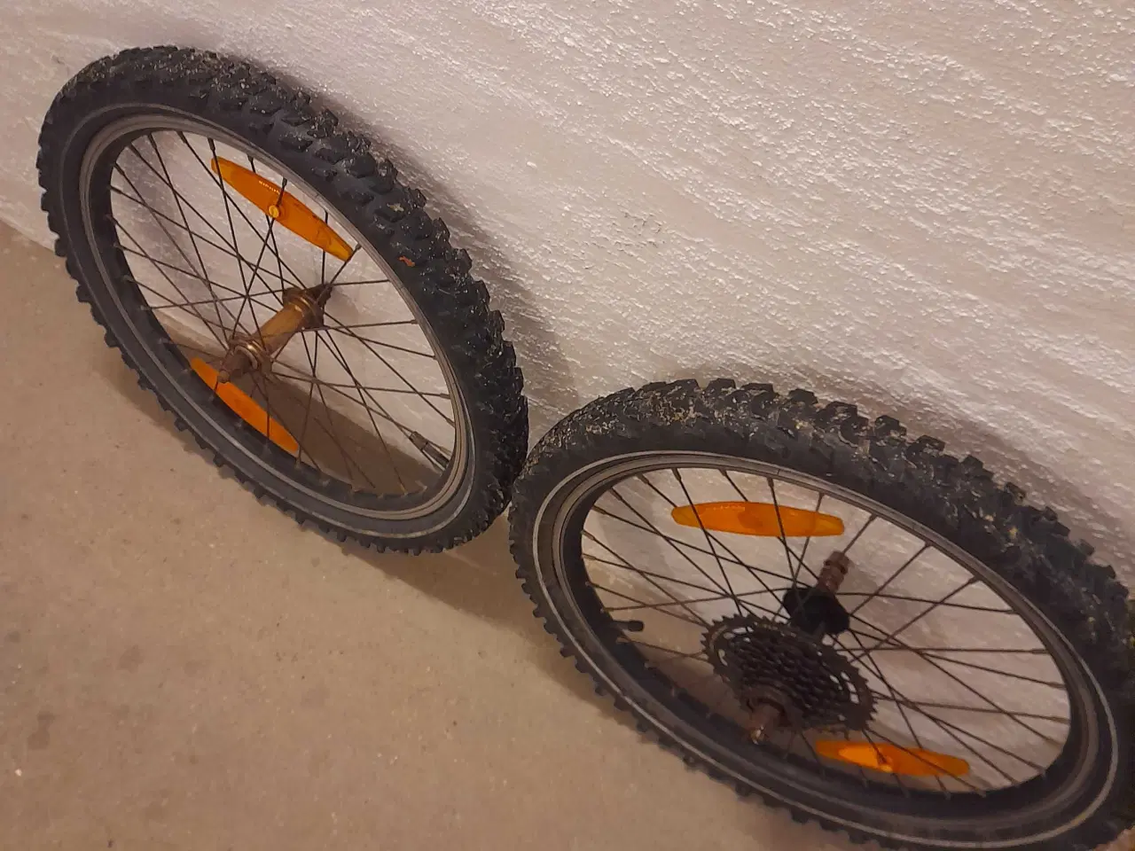 Billede 1 - MTB hjul-sæt med dæk og slange 20"