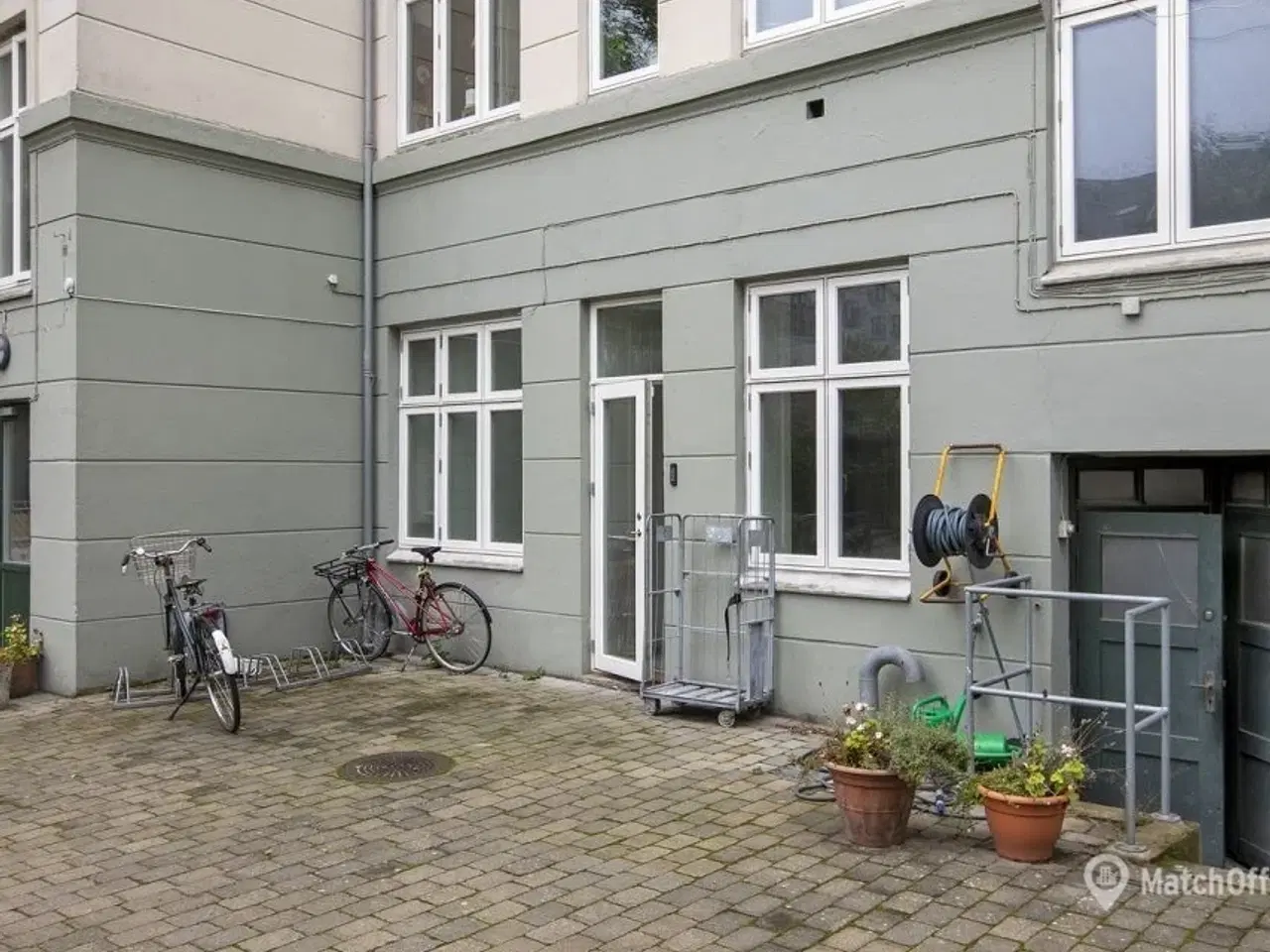 Billede 2 - 111 m² med stor synlig facade