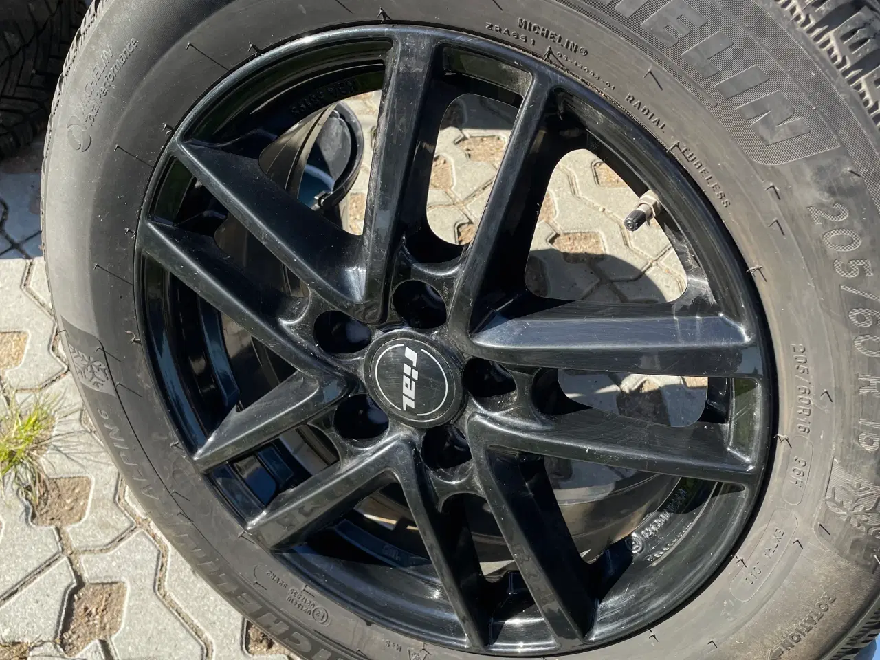 Billede 4 - Dæk og fælger til Kia niro hybrid 