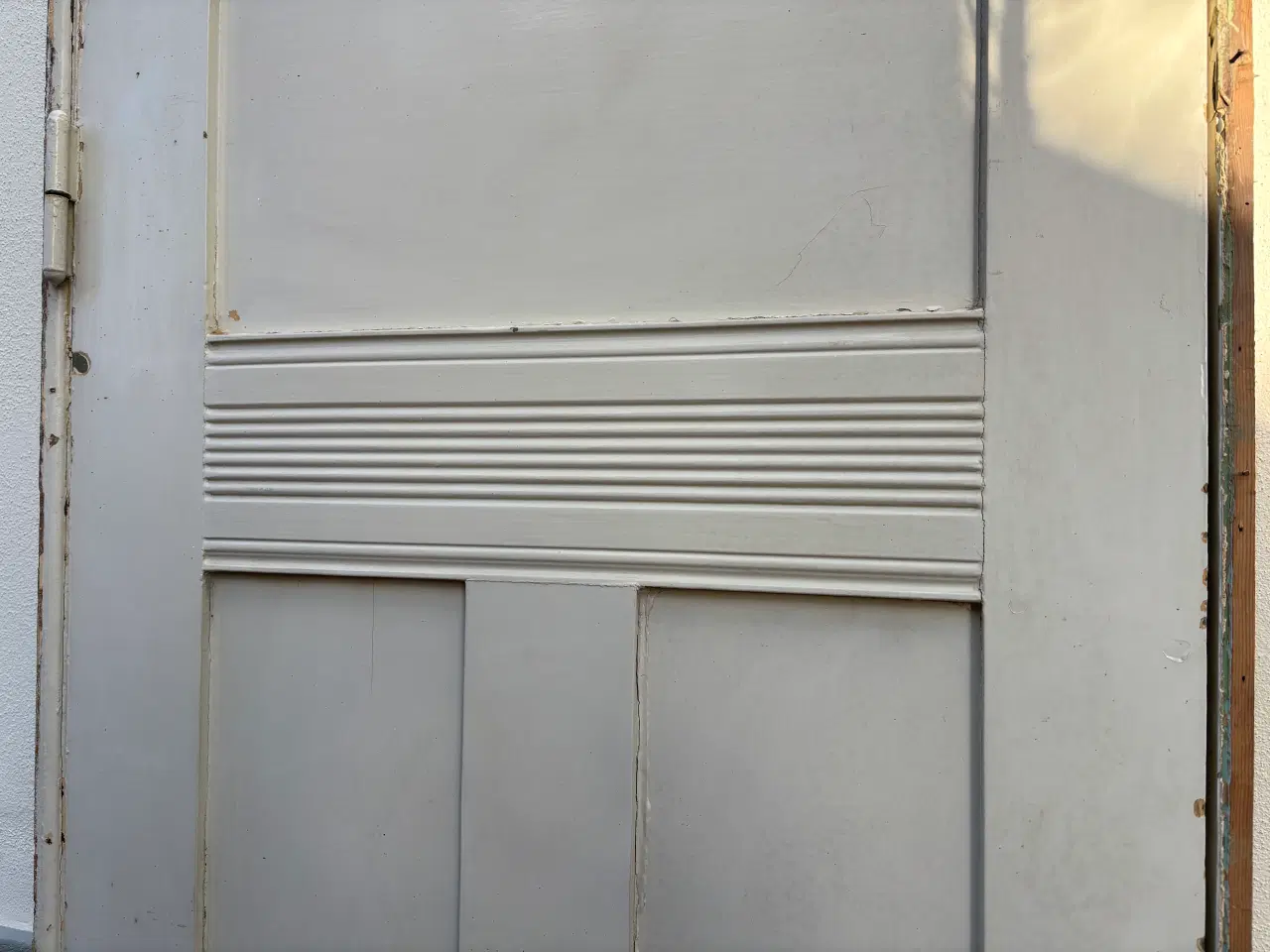 Billede 4 - Fin gammel dør med fyldninger