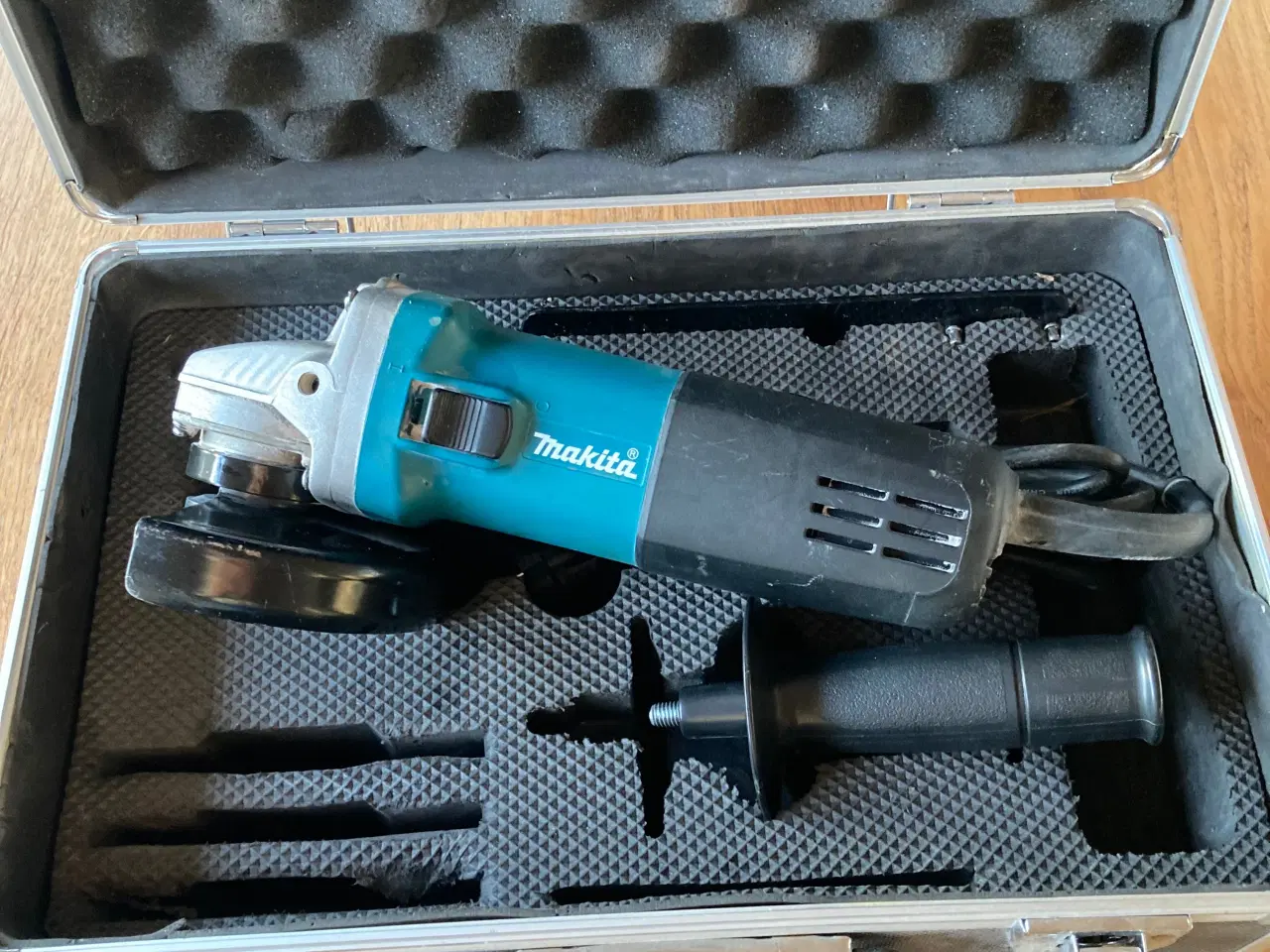 Billede 1 - UDLEJES - Makita vinkelsliber 125 mm