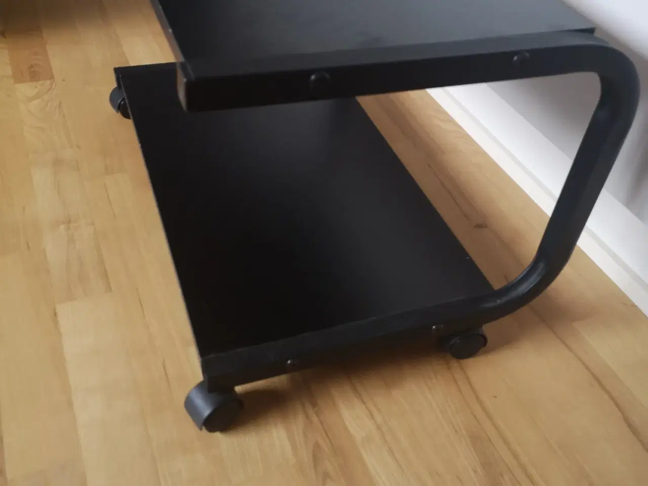 Billede 2 - TV-bord