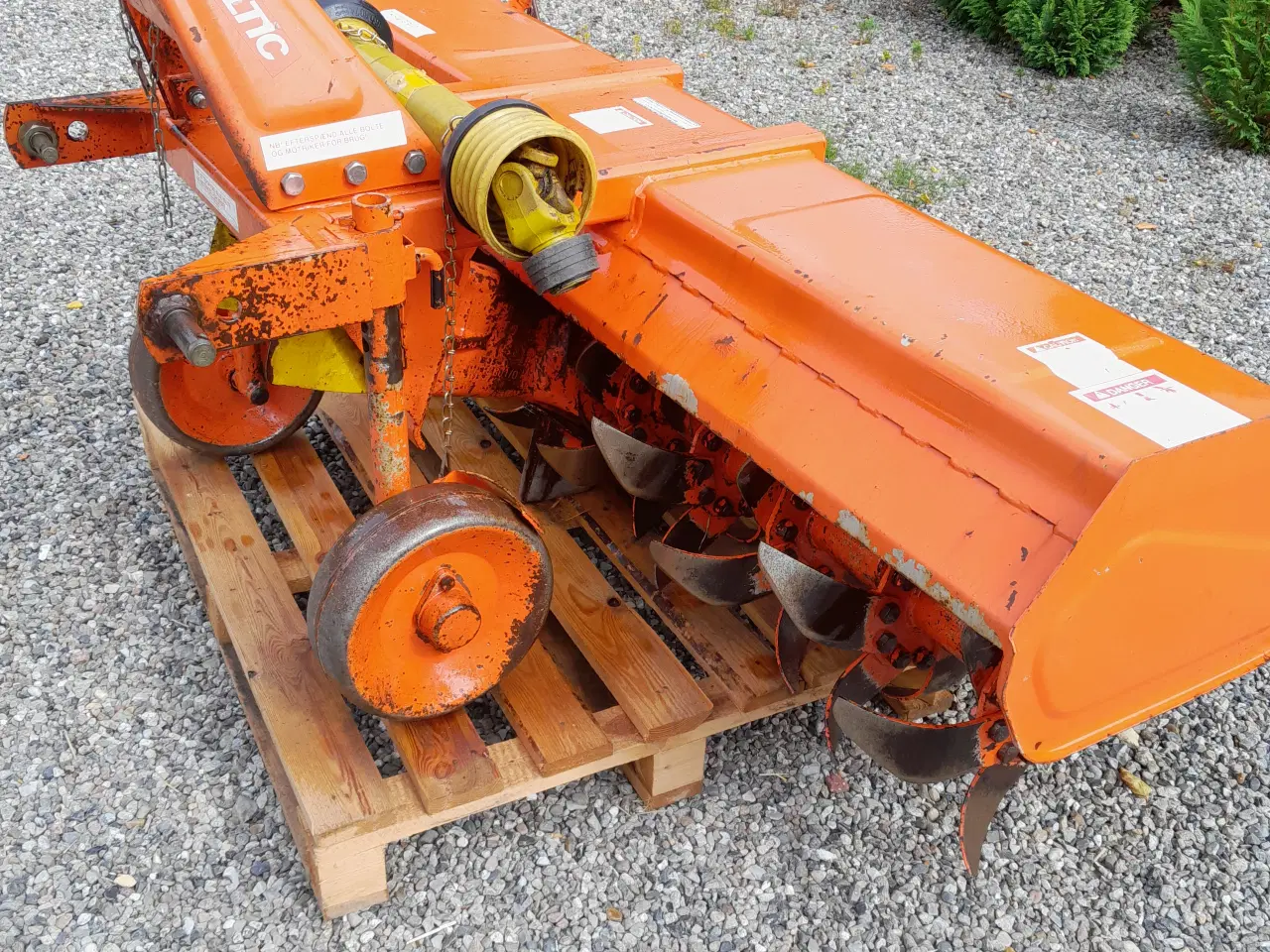 Billede 1 - Fræser til traktor