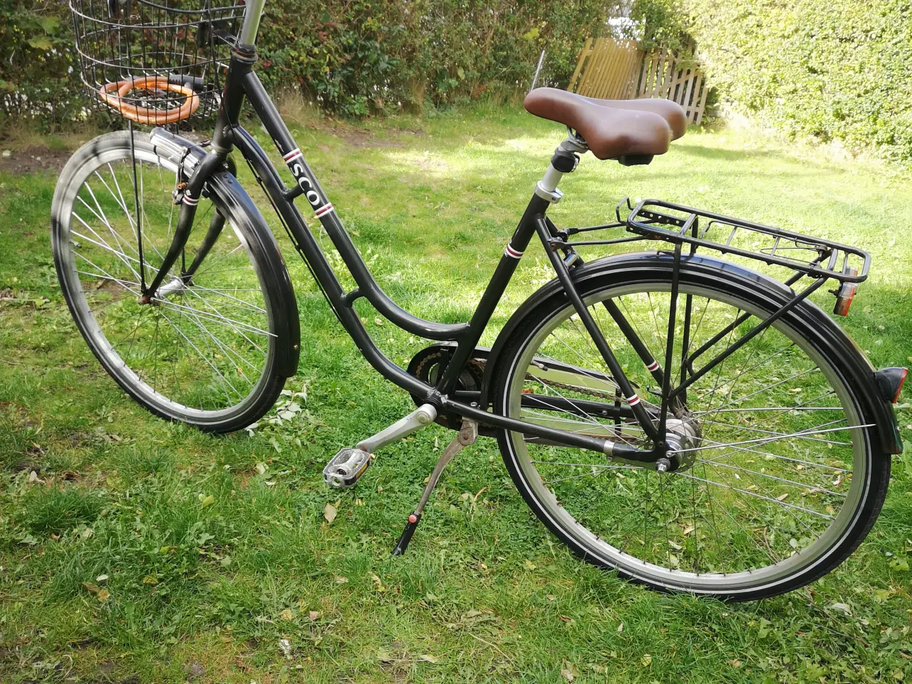 Billede 2 - SCO 28" 53 cm høj 7 gear. Løs 2 nøgle. Nyt dæk. Ny