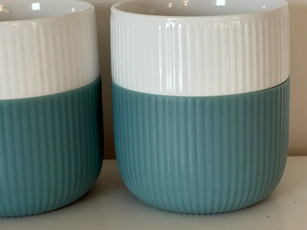 Billede 3 - Tre Royal Copenhagen Contrast krus.