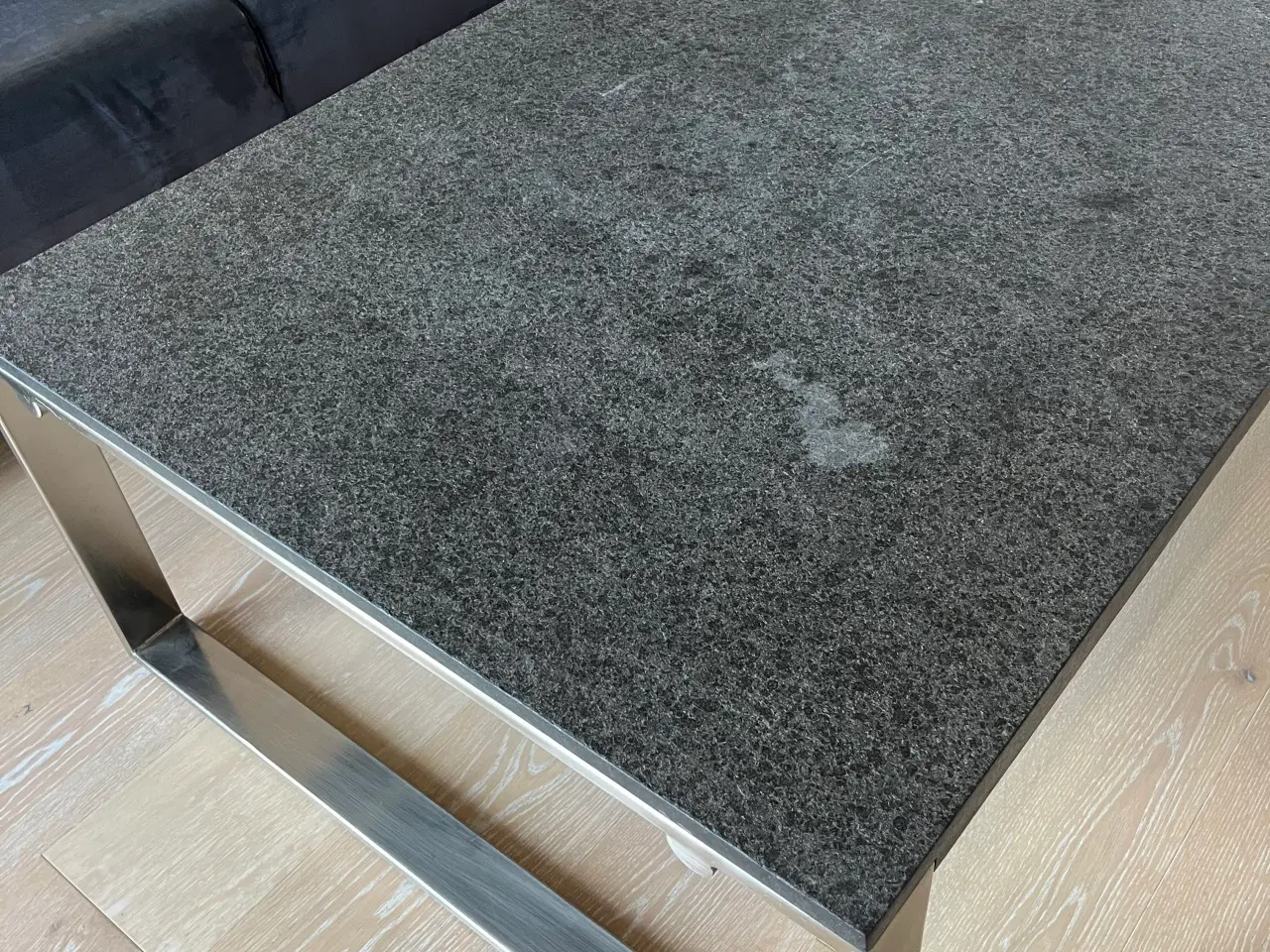 Billede 4 - Sofa og sofabord 