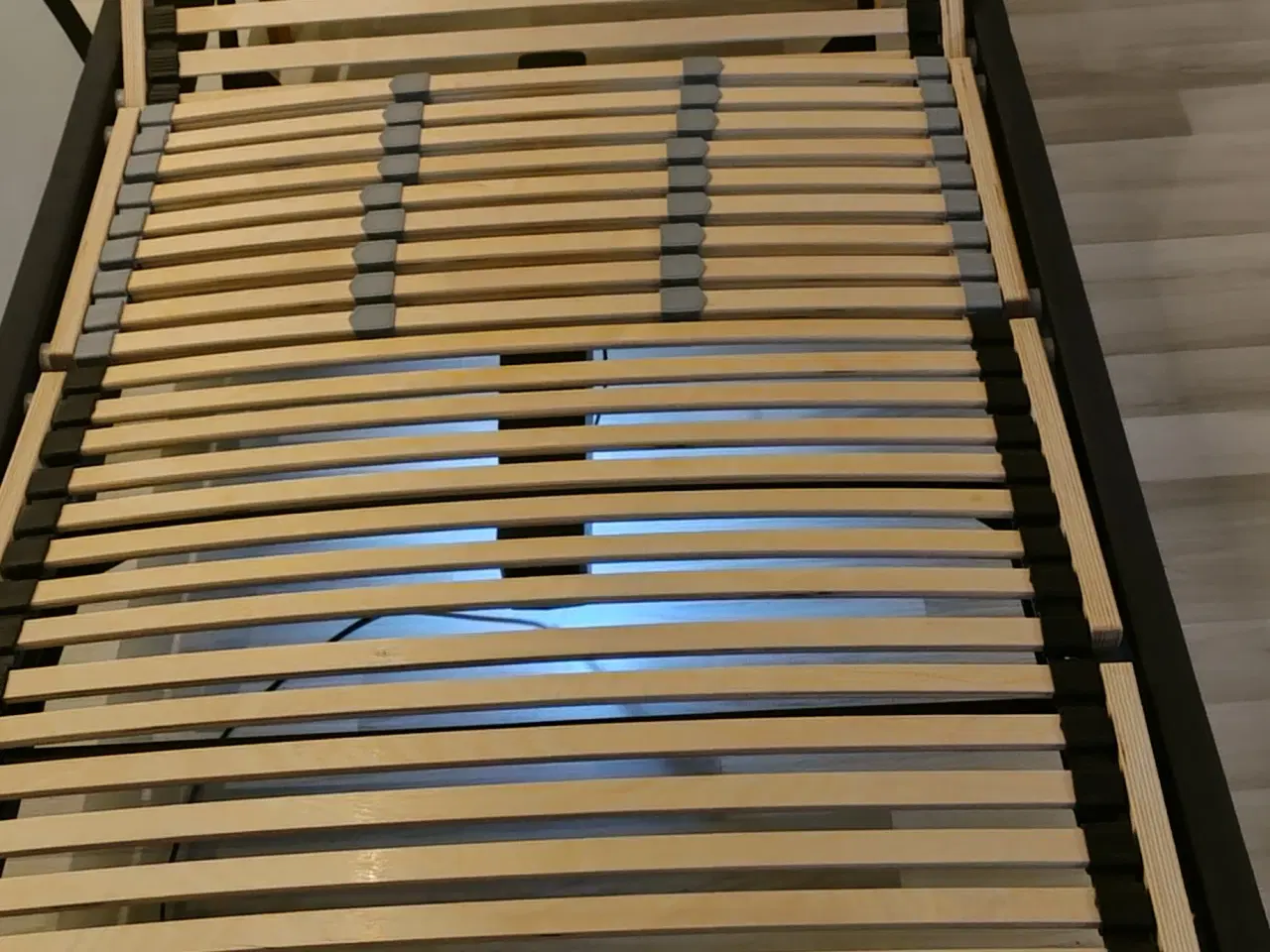 Billede 5 - Elevationsseng med trådløs fjernbetjening 90 x 200