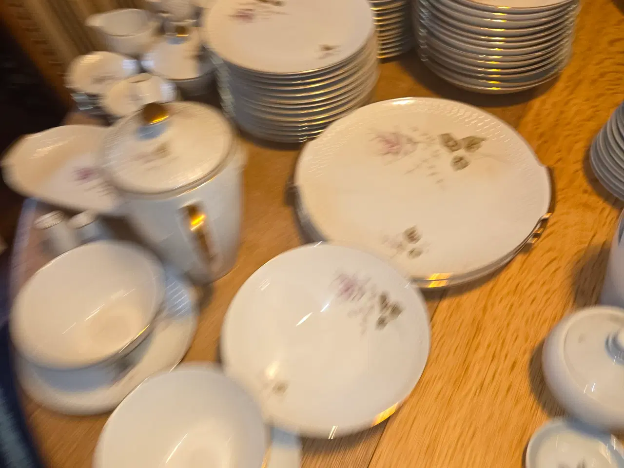 Billede 4 - Kaffe og spisestel edel