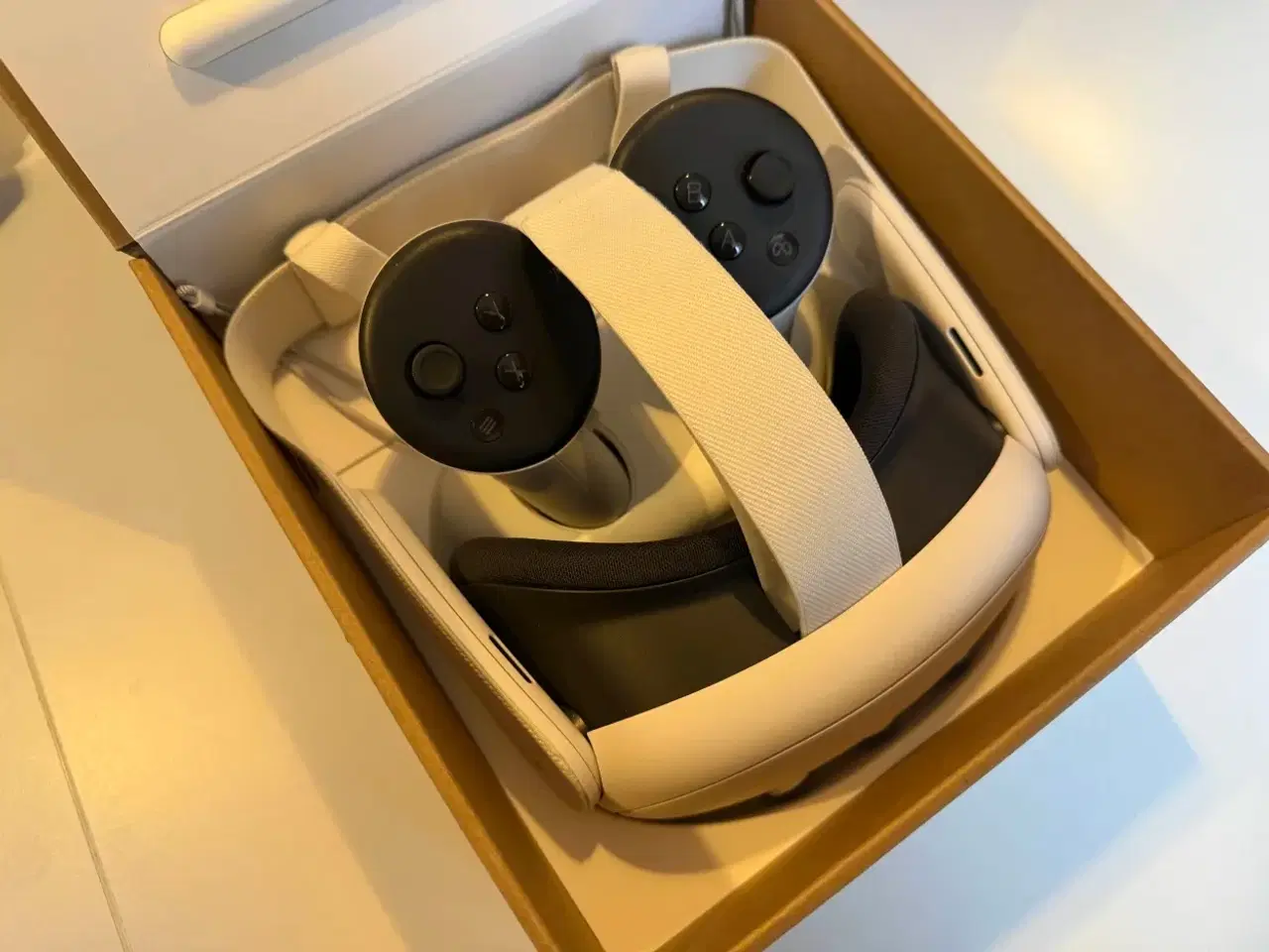 Billede 1 - Meta Quest 3 512GB og KiwiDesign H4 Boost