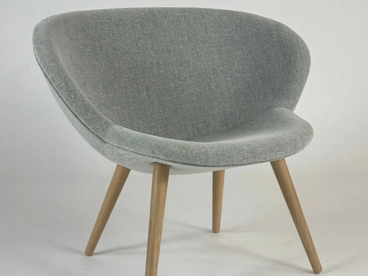 Billede 1 - +Halle | Capri Loungestol (Kvadrat Guest 110)
