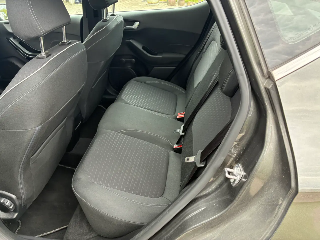 Billede 6 - NYSYNET FORD FIESTA SÆLGES