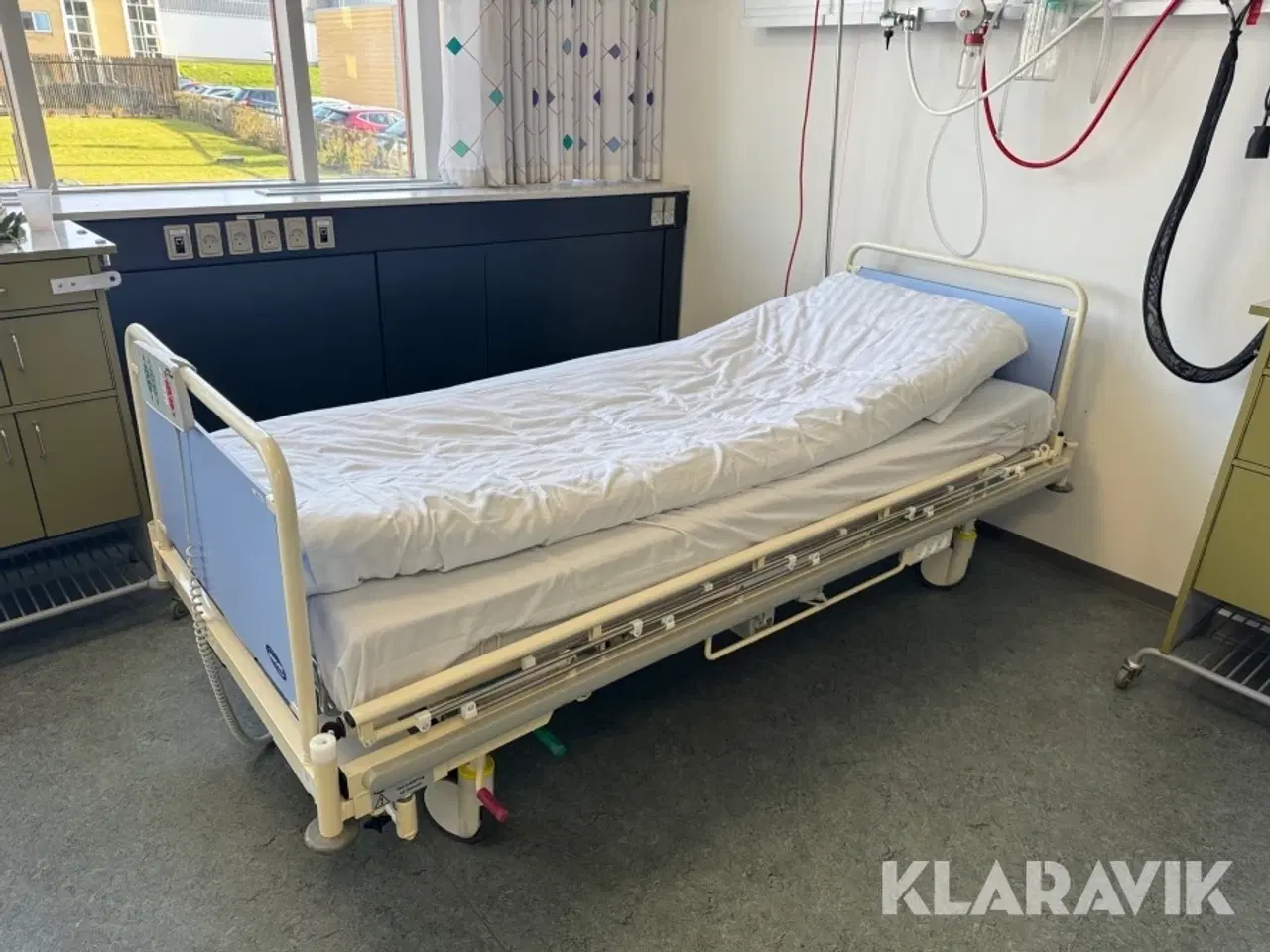Billede 1 - Hospitalsseng med rullebord 7 styk