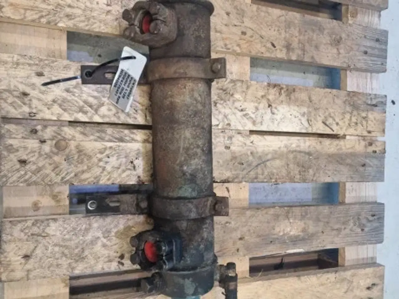 Billede 4 - Volvo L120 Motor Olie Køler VOE4775421