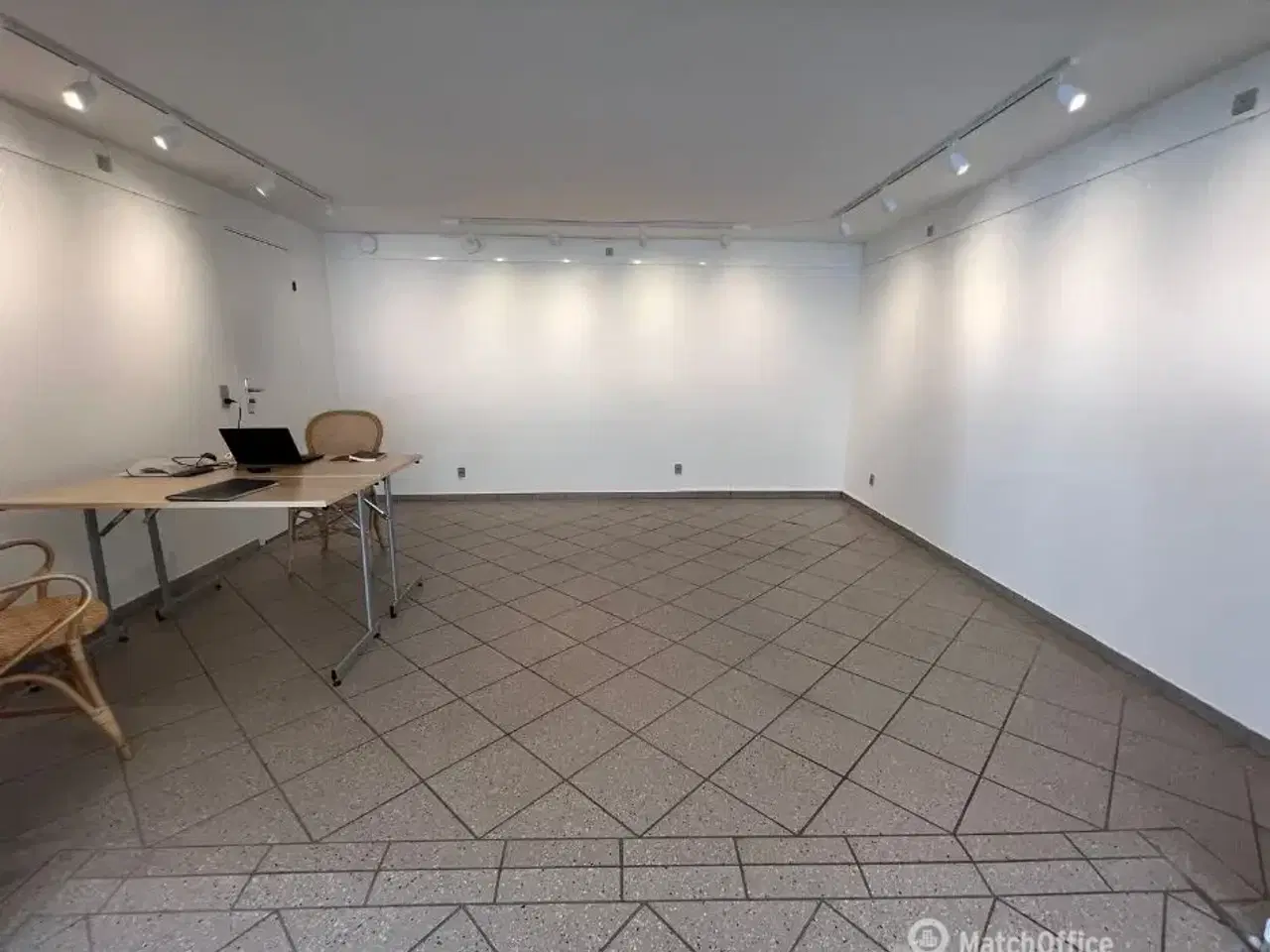 Billede 3 - Erhverv til kontor, butik, klinik eller lign.