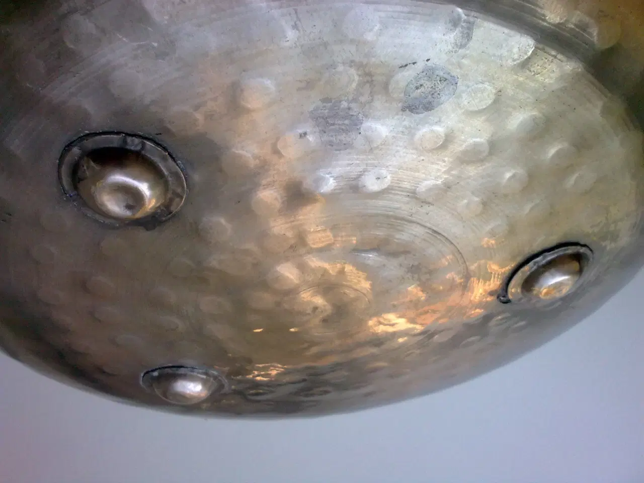 Billede 5 - Hamret metal deko skål NY eller Dansk kunst