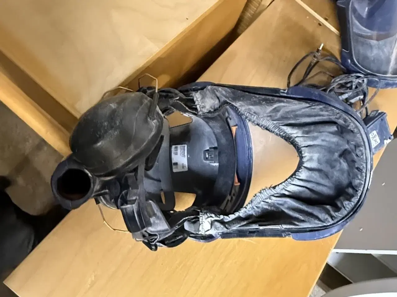 Billede 12 - Frisklufts værn + ekstra maske Sundstrøm SR 570