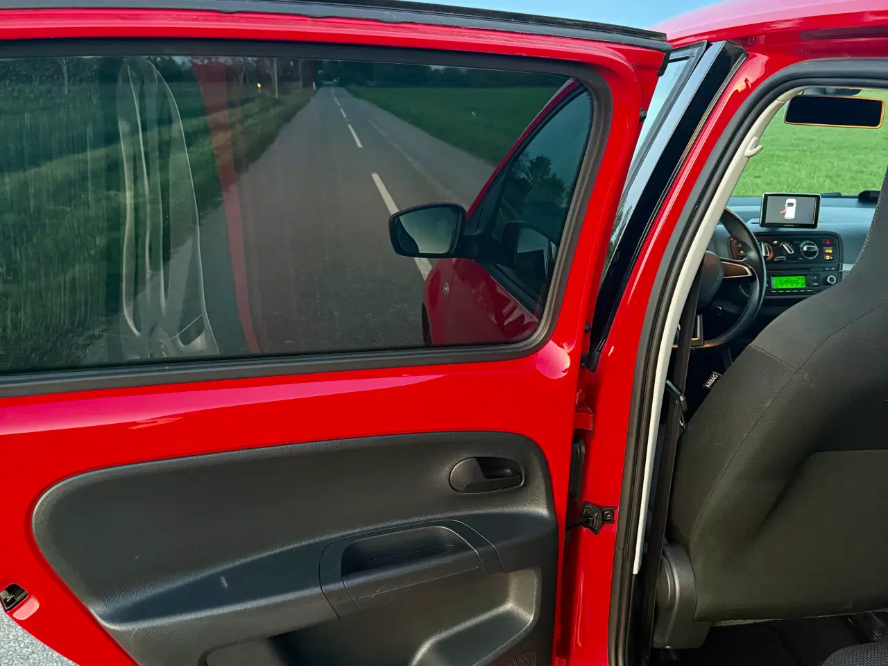 Billede 8 - Skoda CitiGo - 5 dørs, Aircondition, el ruder mm! 