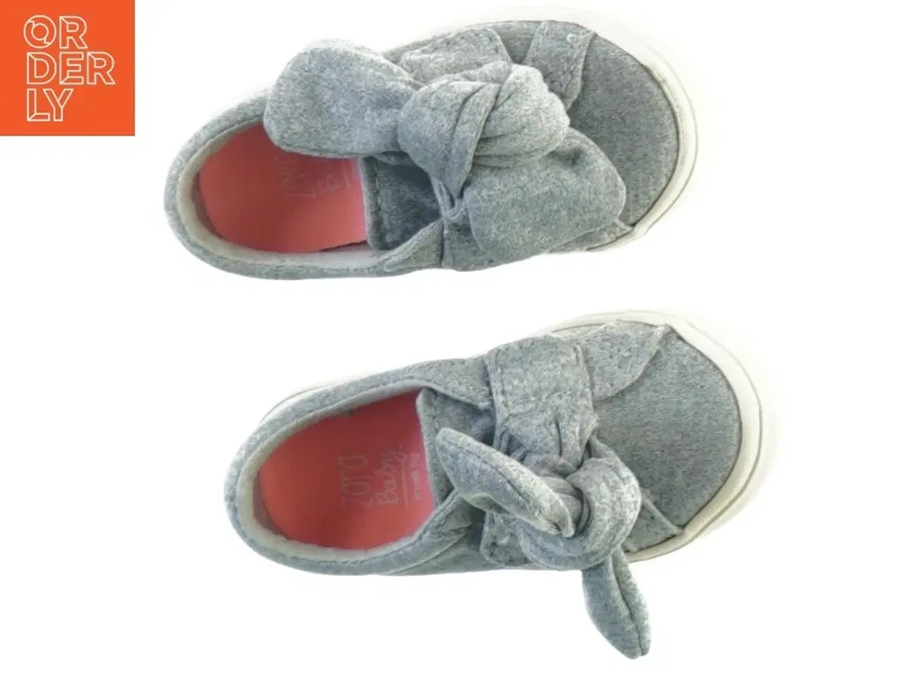 Billede 2 - Baby sko med velcro fra Zara (str. 18)