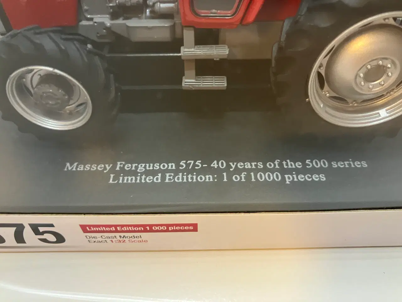 Billede 4 - 1:32 Massey Ferguson 575 4WD limited edition