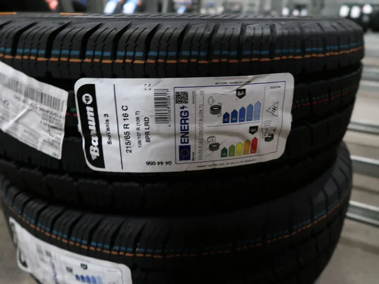 Billede 2 - 2 stk. dæk BARUM 215/65R 16 C 109/107R