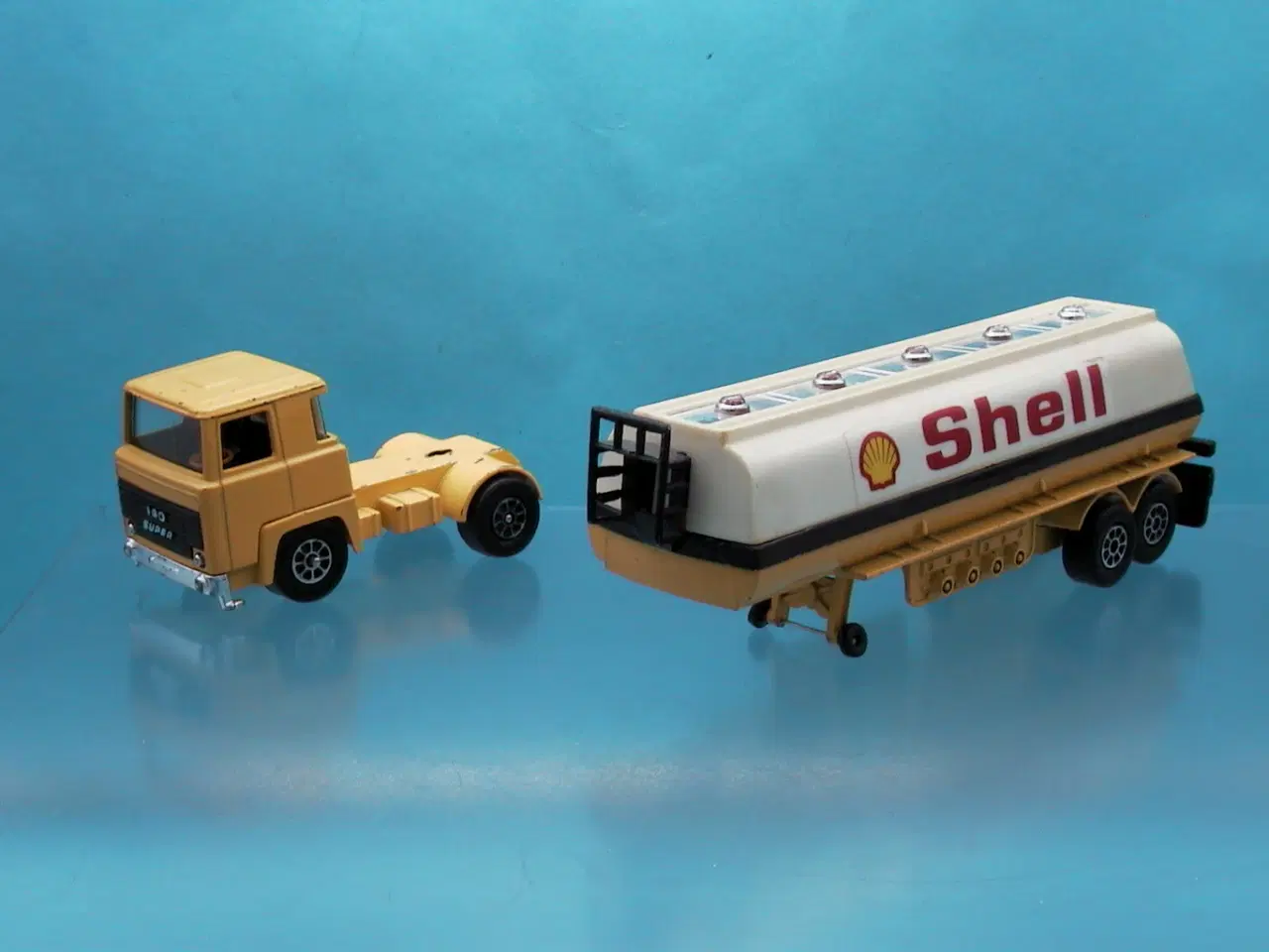 Billede 3 - Playart Shell tankbil