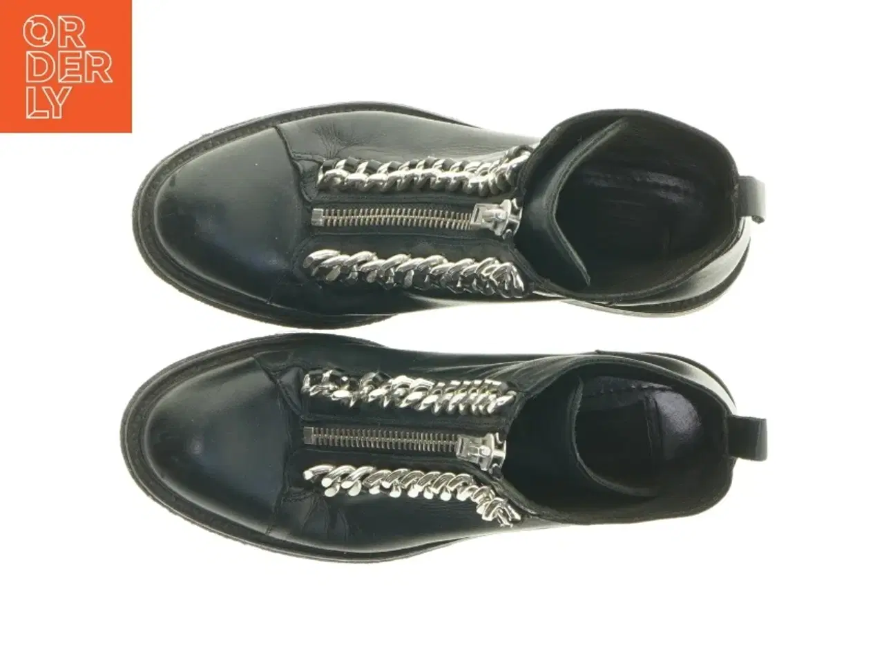 Billede 5 - Sort støvler med kædedetaljer fra Billi Bi (str. 38 )