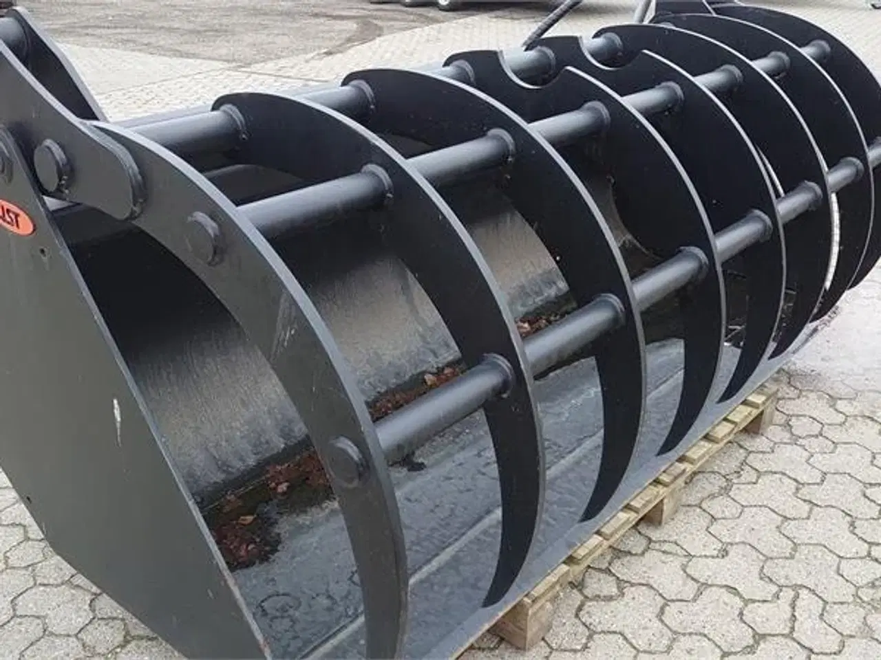 Billede 1 - JST Overfaldsskovl