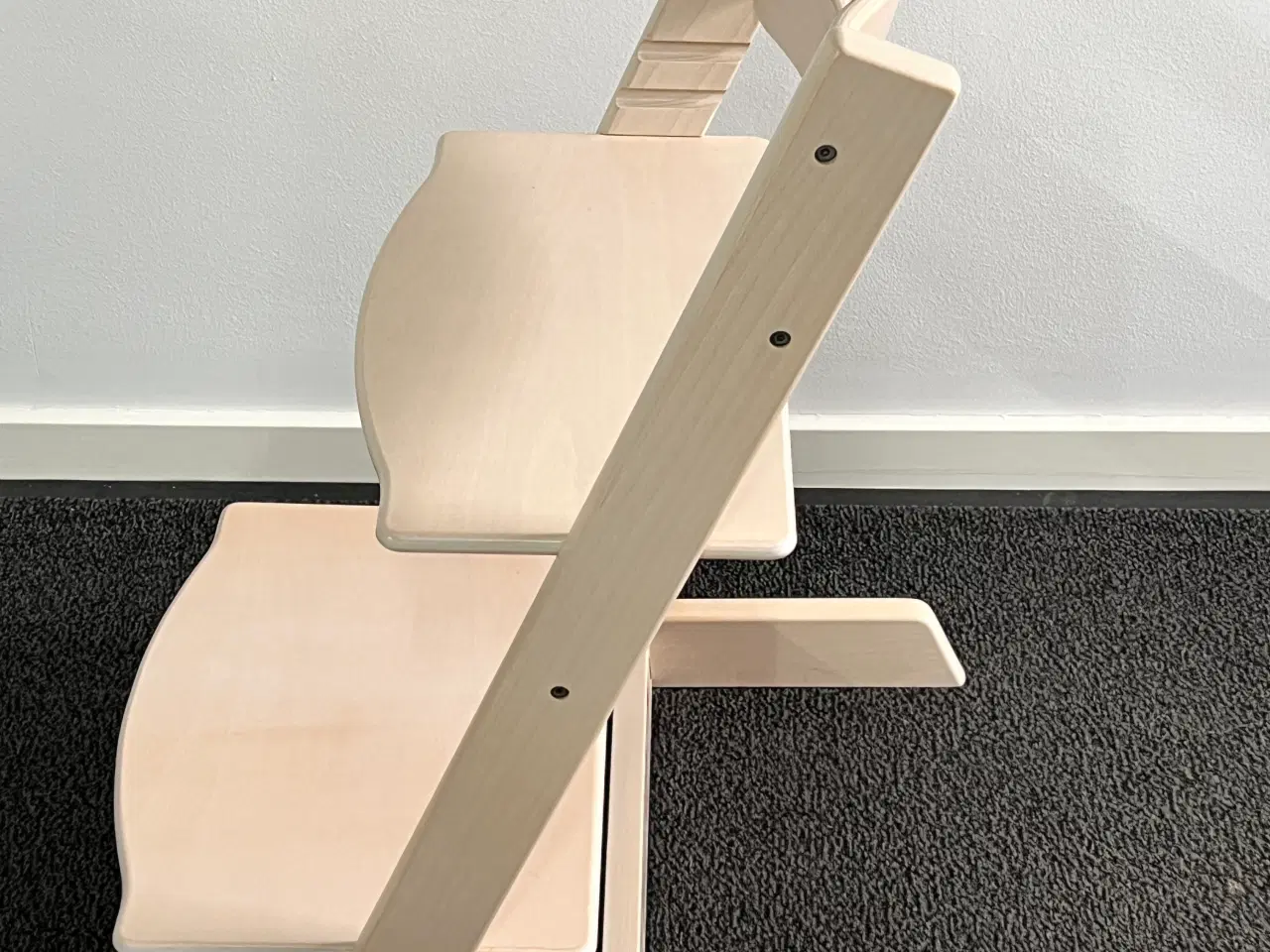 Billede 3 - Stokke    /   Trip_Trap højstol m udstyr