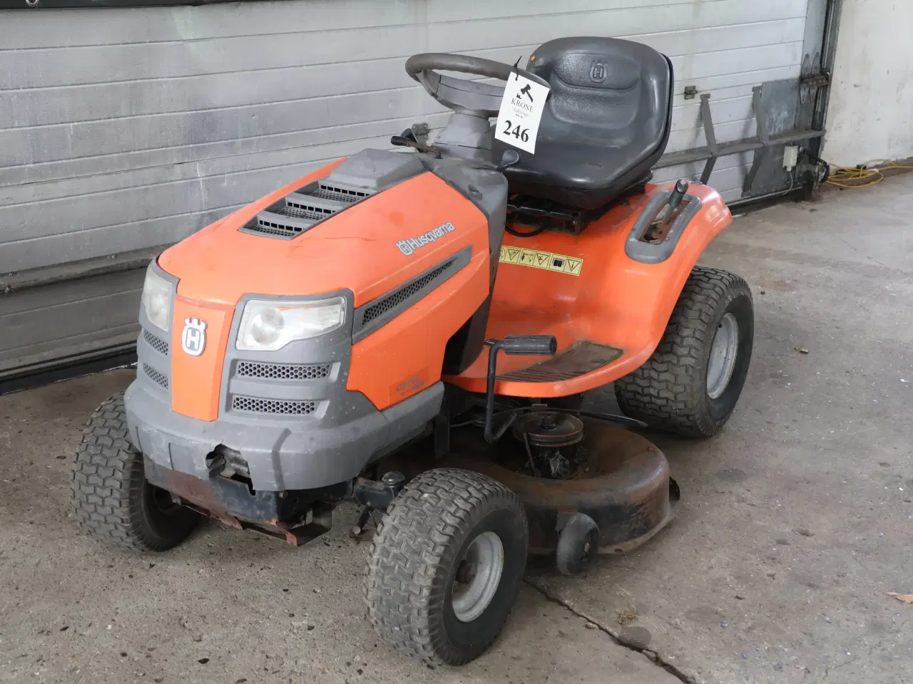 Billede 2 - Husqvarna LTH152 havetraktor m/15hk Köhler motor