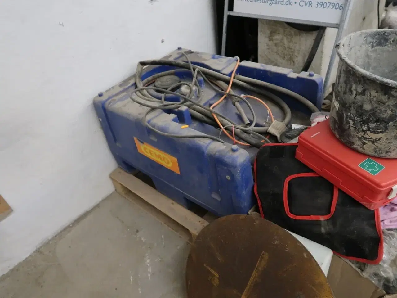 Billede 4 - Dieseltank med pumpe CEMO