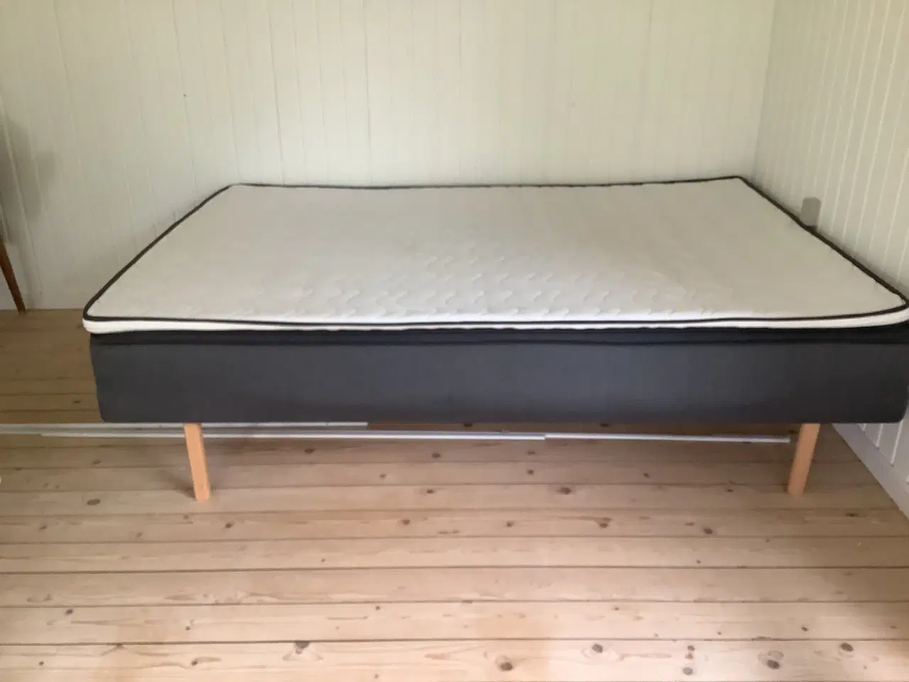 Billede 2 - ✨ Dreamzone boxmadras 140×200 cm – inkl. topmadras
