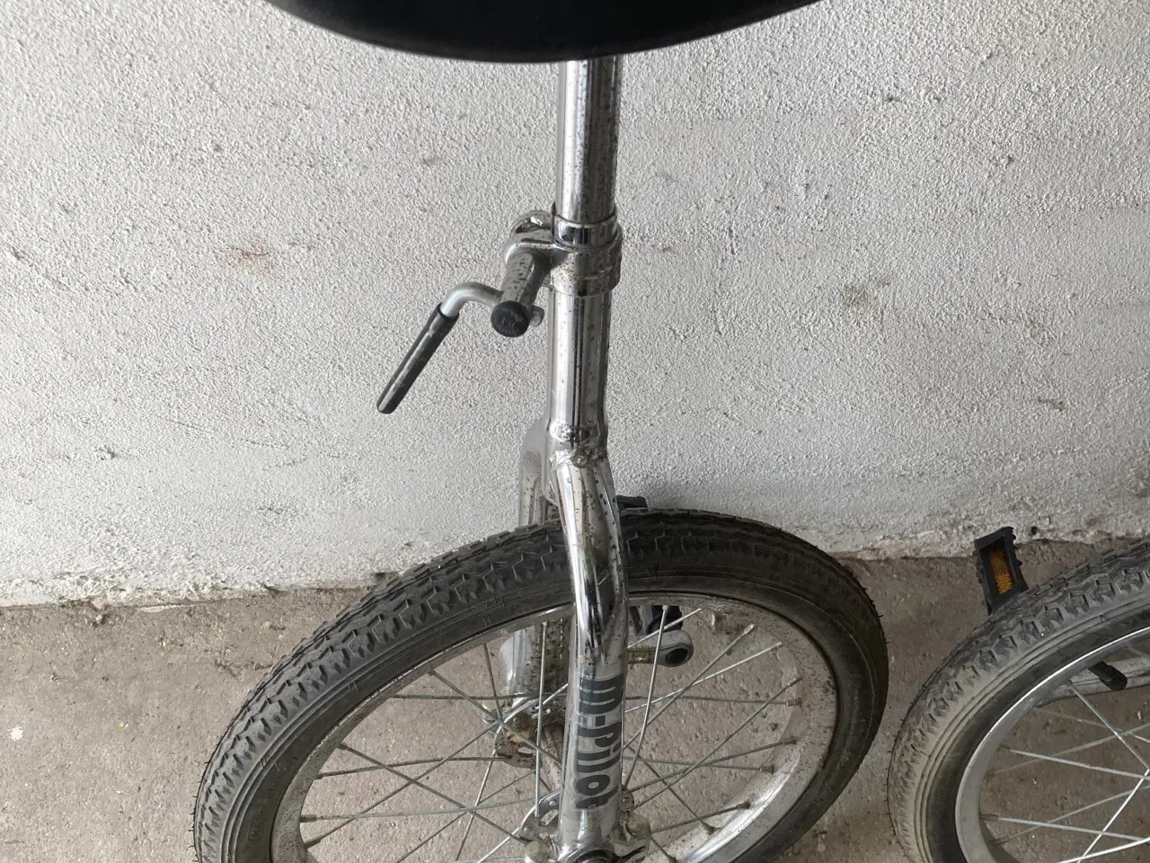 Billede 1 - ethjulet cykel