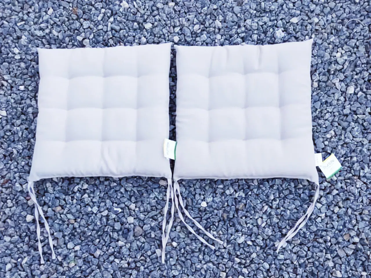 Billede 1 - Sædehynde i Beige 2 stk.