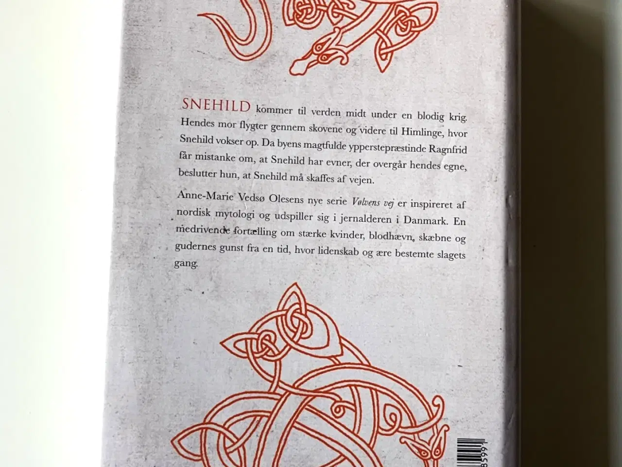 Billede 2 - Vølvens vej - Snehild. Af Anne-Marie Vedsø Olesen