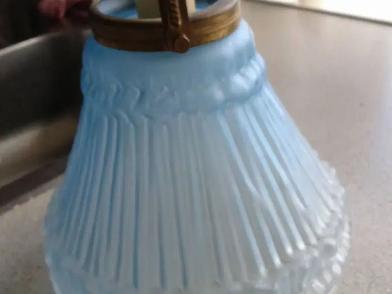 Billede 1 - gammel blå lampe