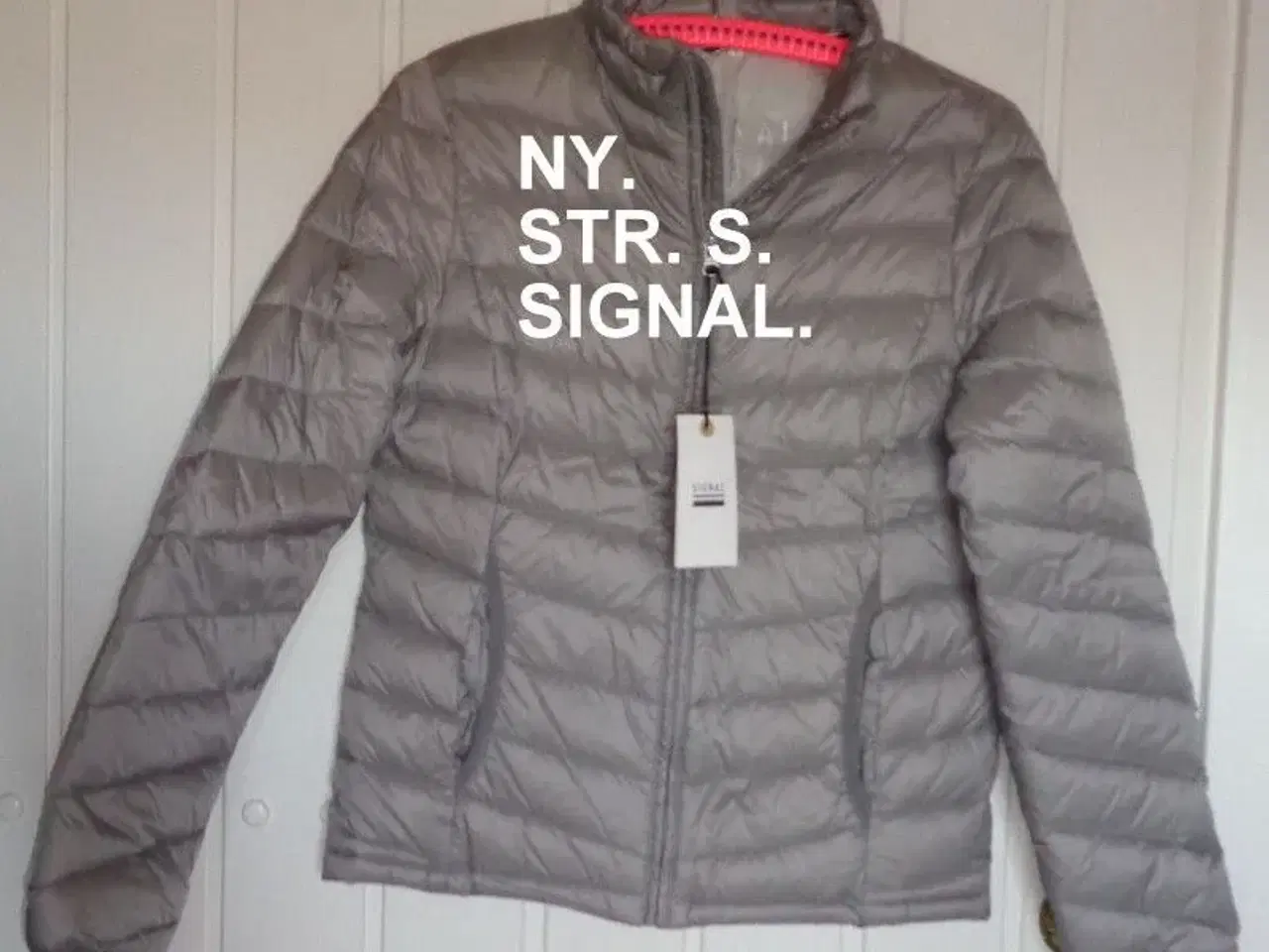 Billede 1 - Lække Signal jakke sælges.