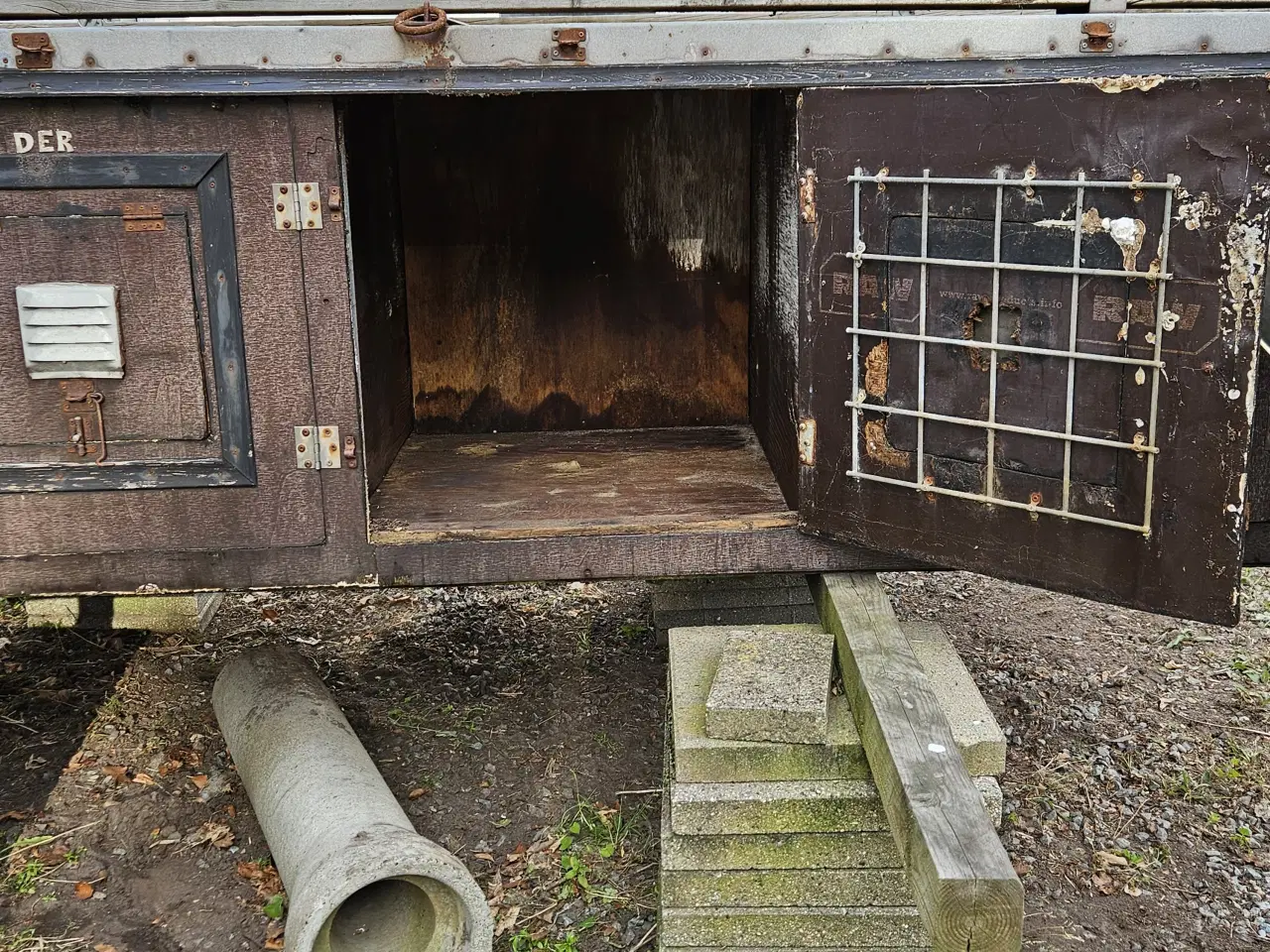 Billede 4 - Hunde transportkasse til trailer 