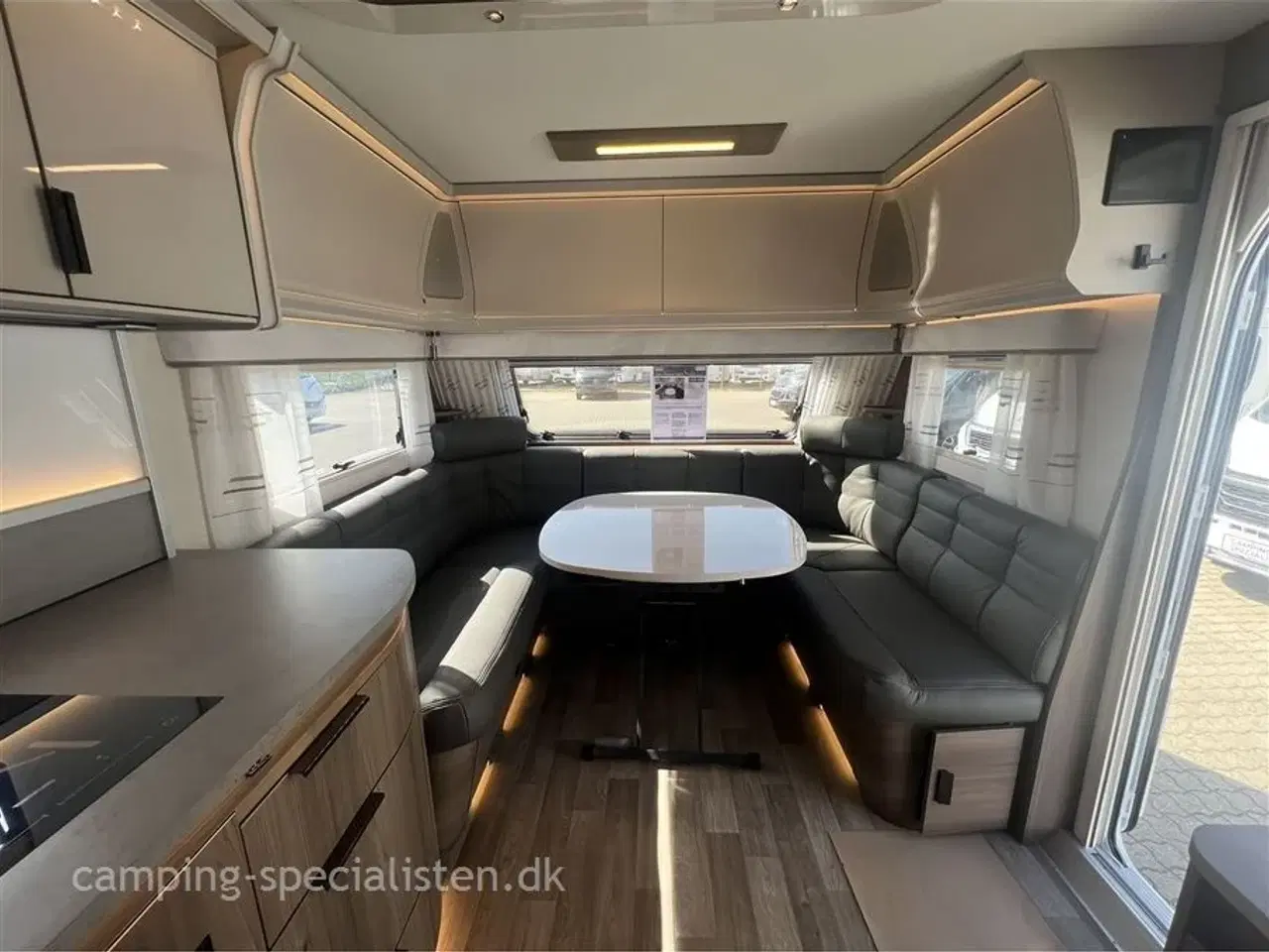 Billede 4 - 2026 - Kabe Imperial 630 E-TDL KS   Kabe Imperial 630 E-TDL KS 2026 - kan snart ses nu hos Camping-Specialisten.dk