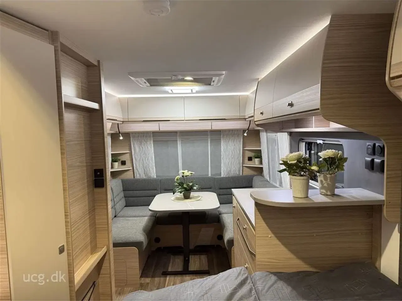 Billede 3 - 2026 - Fendt Bianco Activ 445 SFB   Prisen er inkl. klargøring, gastest, fugttest, syn og nummerplade.