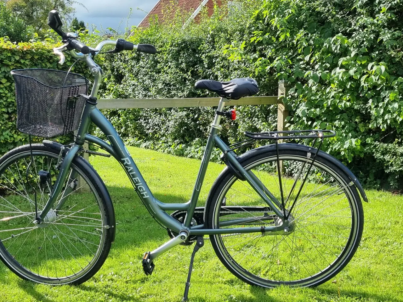 Billede 1 - Raleigh Shopping Alu Damecykle sælges.