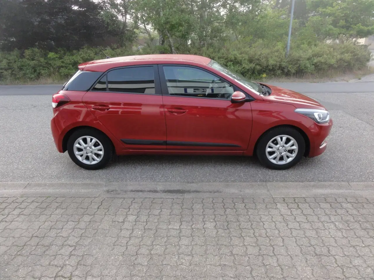 Billede 4 - Hyundai i20 1,25 EM-Edition