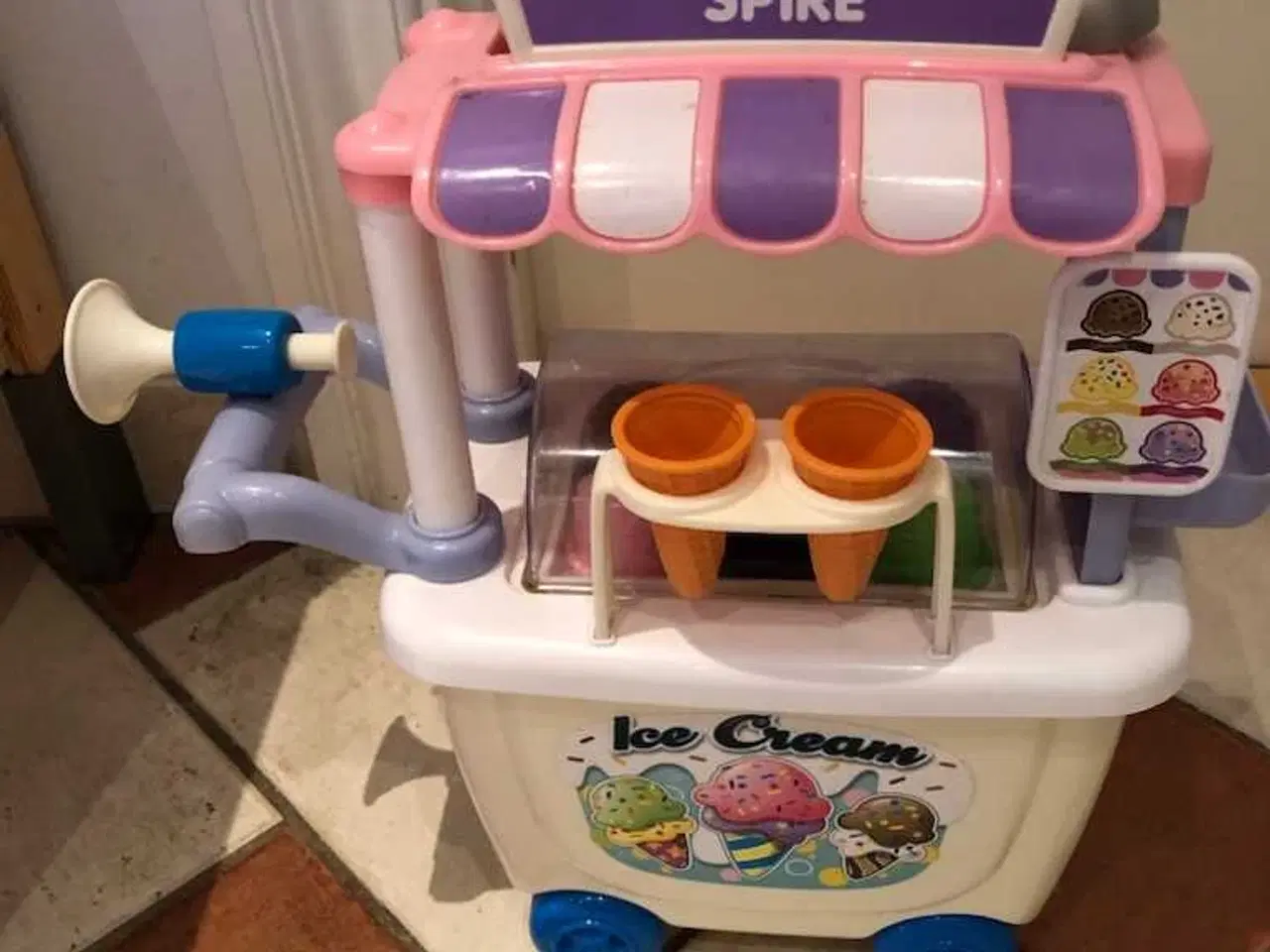 Billede 7 - Lege køkken 