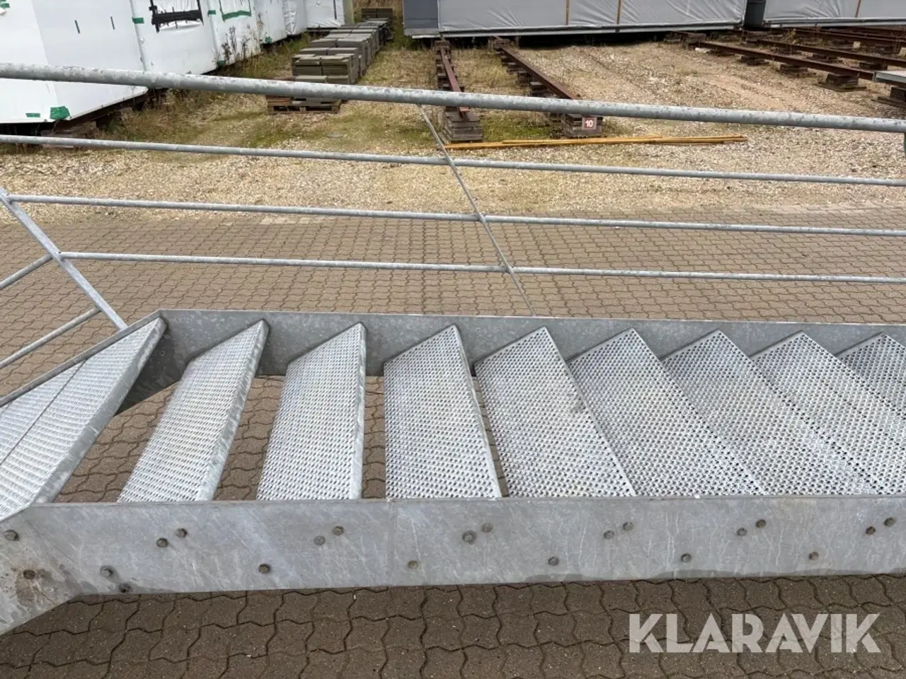 Billede 8 - Trappe med repos