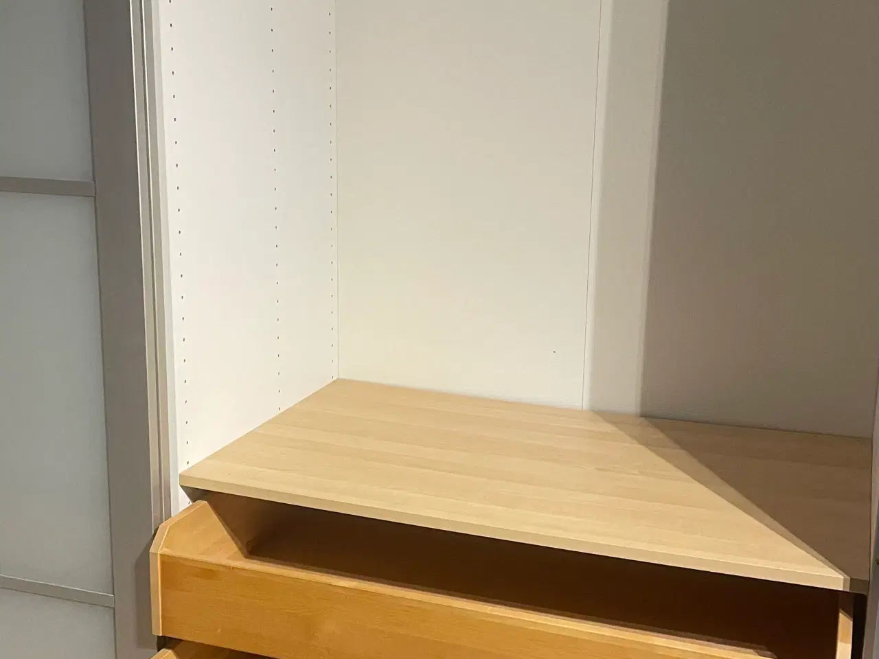 Billede 2 - PAX Garderobeskab (Ikea)