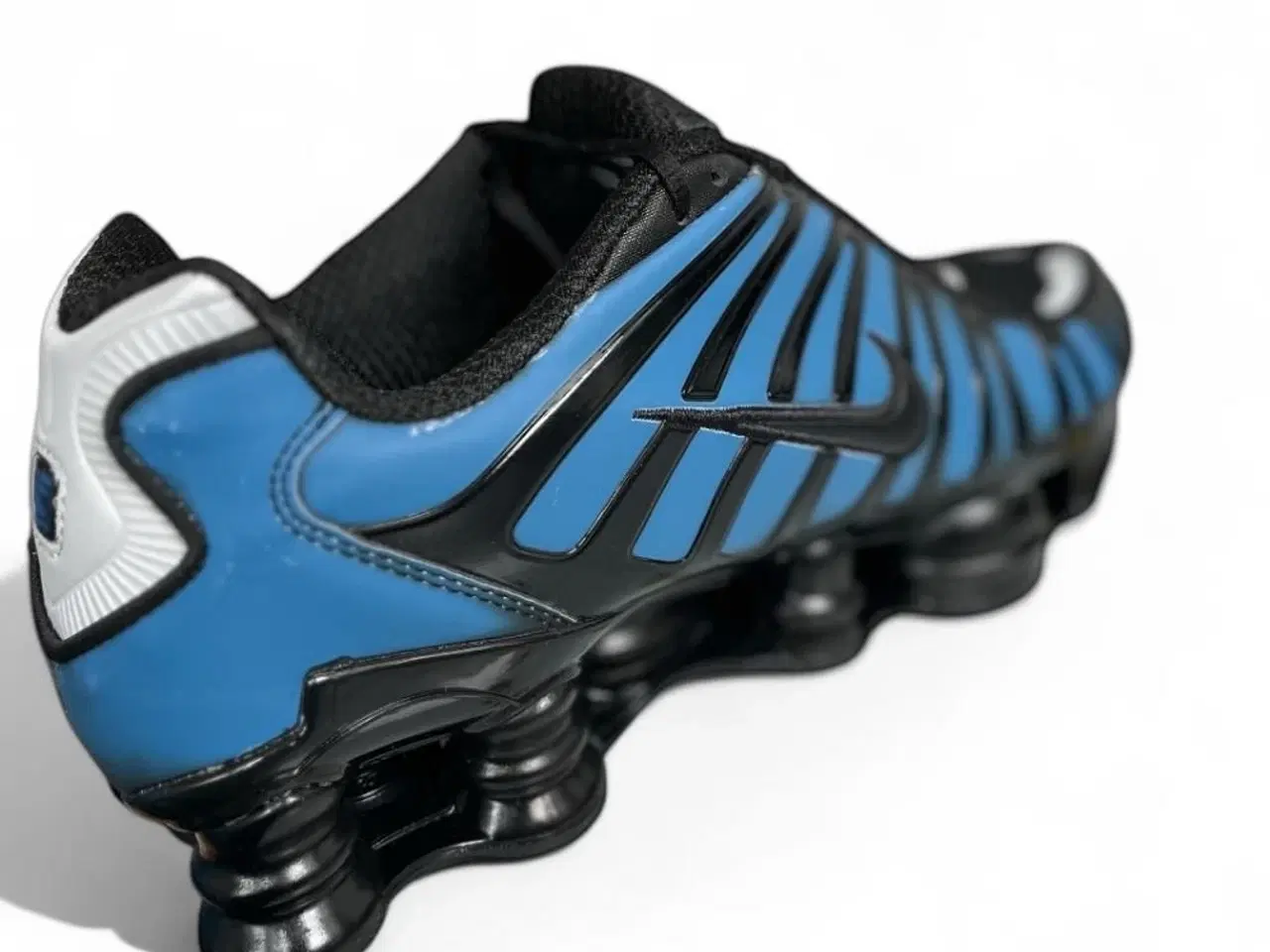 Billede 9 - Nike Shox Thermocreative EU44 – Skifter farve! 🔥